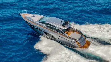 Thumbnail von Pershing 62 SILVER MISSILE