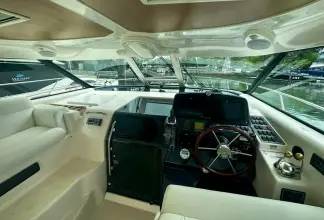 Thumbnail von Tiara Yachts 4500 Sovran CRYSTAL