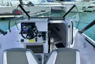 Thumbnail von Axopar 25 Cross Top