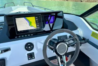 Thumbnail von Axopar 28 T Top 50 Degrees