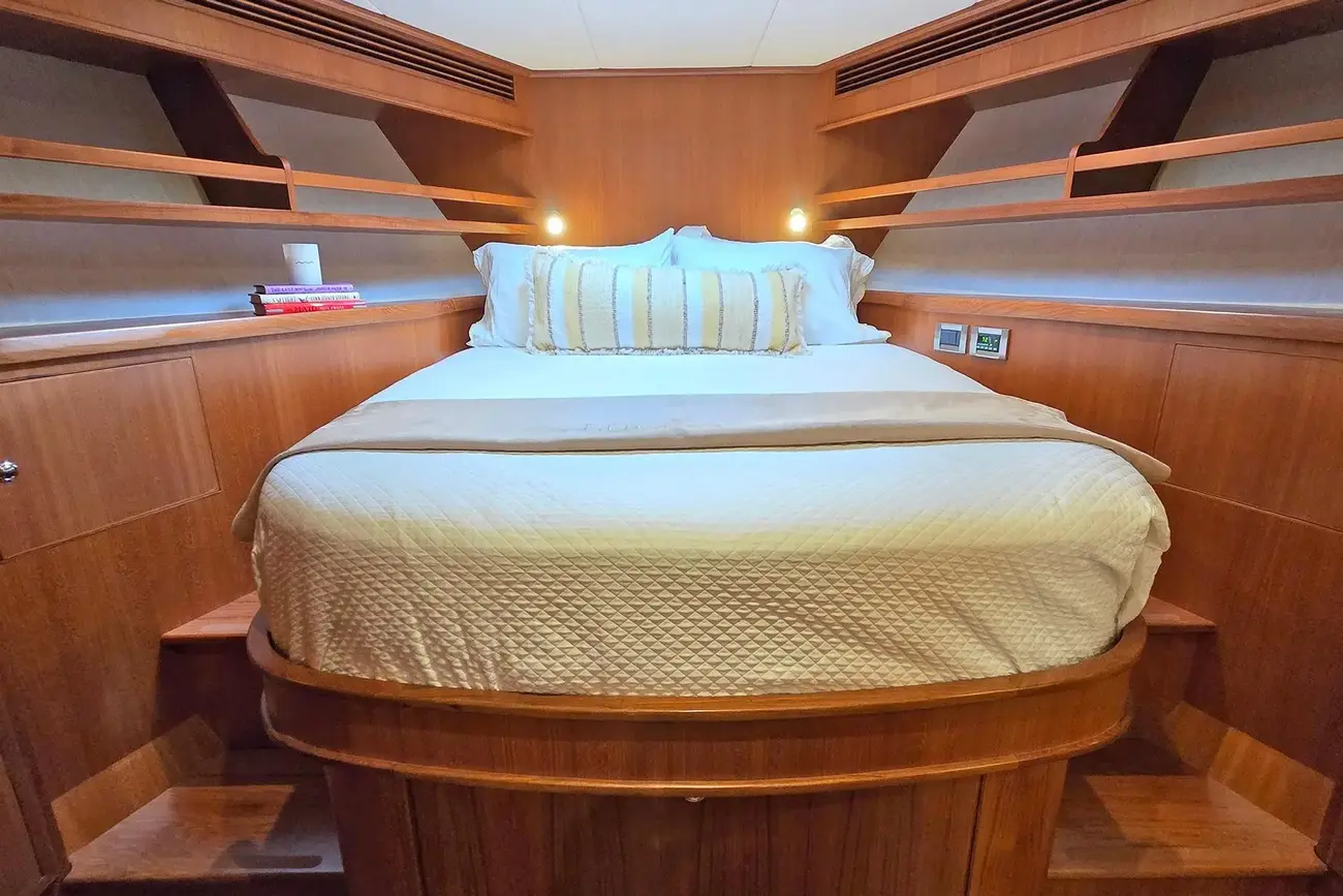 Thumbnail von Outer Reef Yachts 720 Motoryacht SUERTUDO