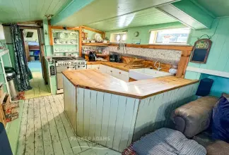 Thumbnail von Stevenson Houseboat Papillon