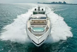 Thumbnail von Mangusta 	109 Yesenia