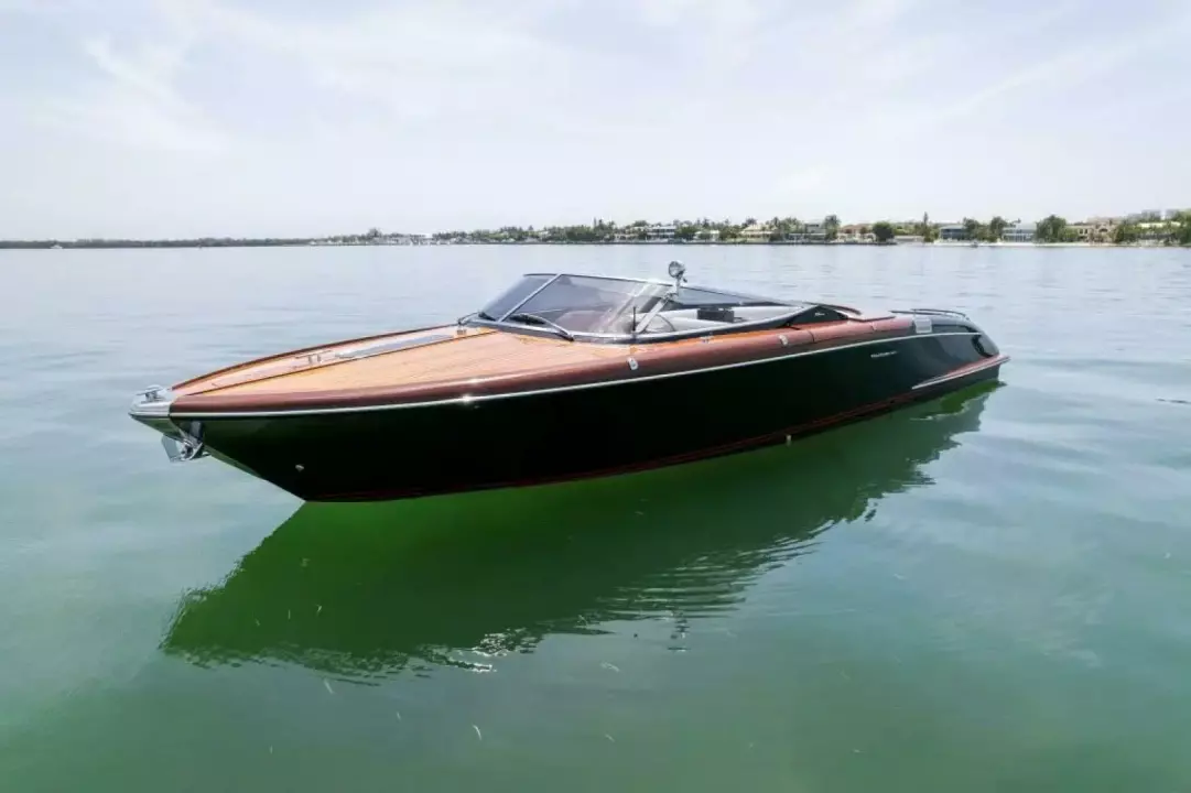 Riva 33 Aqua Super OUR TRADE