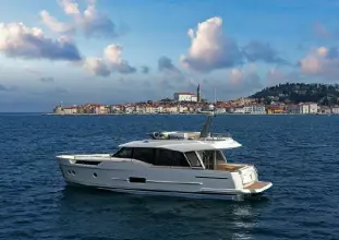 Thumbnail von Greenline 48 Fly