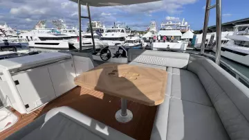 Thumbnail von Greenline 48 Fly