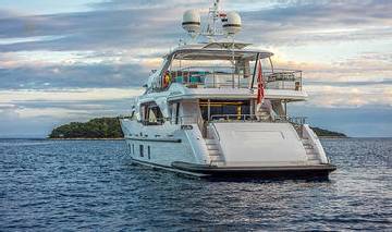 Thumbnail von Own a Benetti Delfino 93 ' from 1.750.000 € VAT paid & Luxury DayBoat Included.