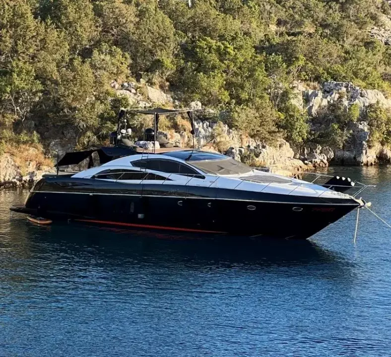 Sunseeker Predator 72