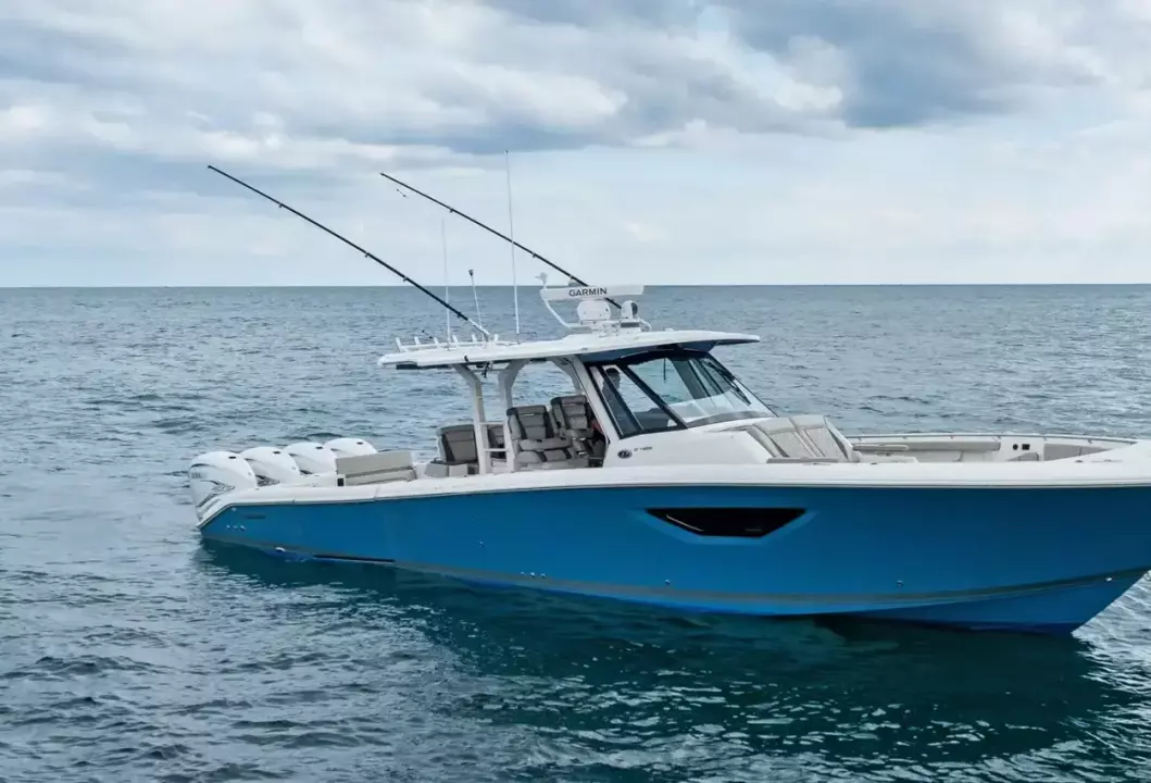 Pursuit S 428 THISISIT