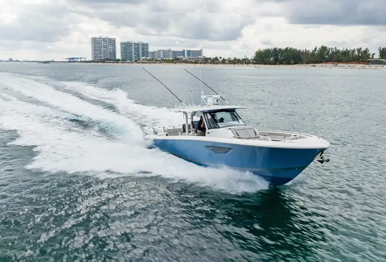 Thumbnail von Pursuit S 428 THISISIT