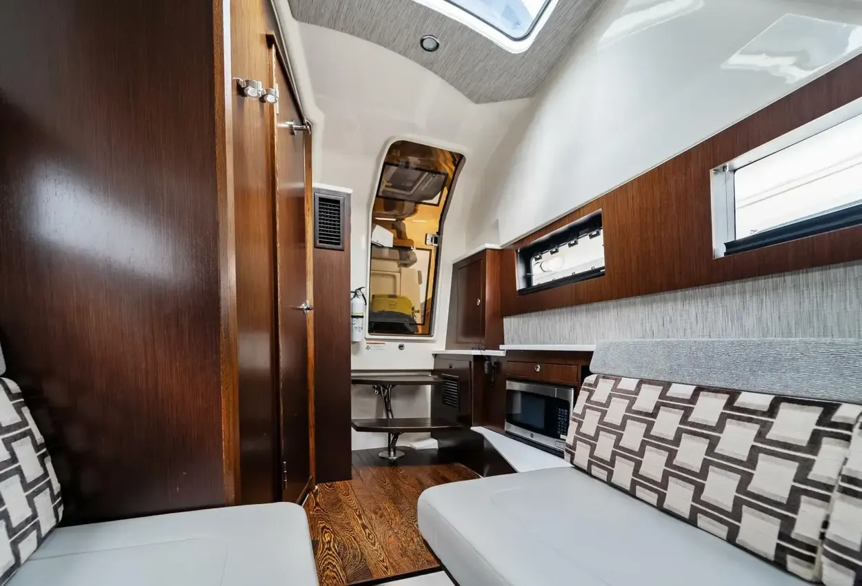 Thumbnail von Pursuit S 428 THISISIT