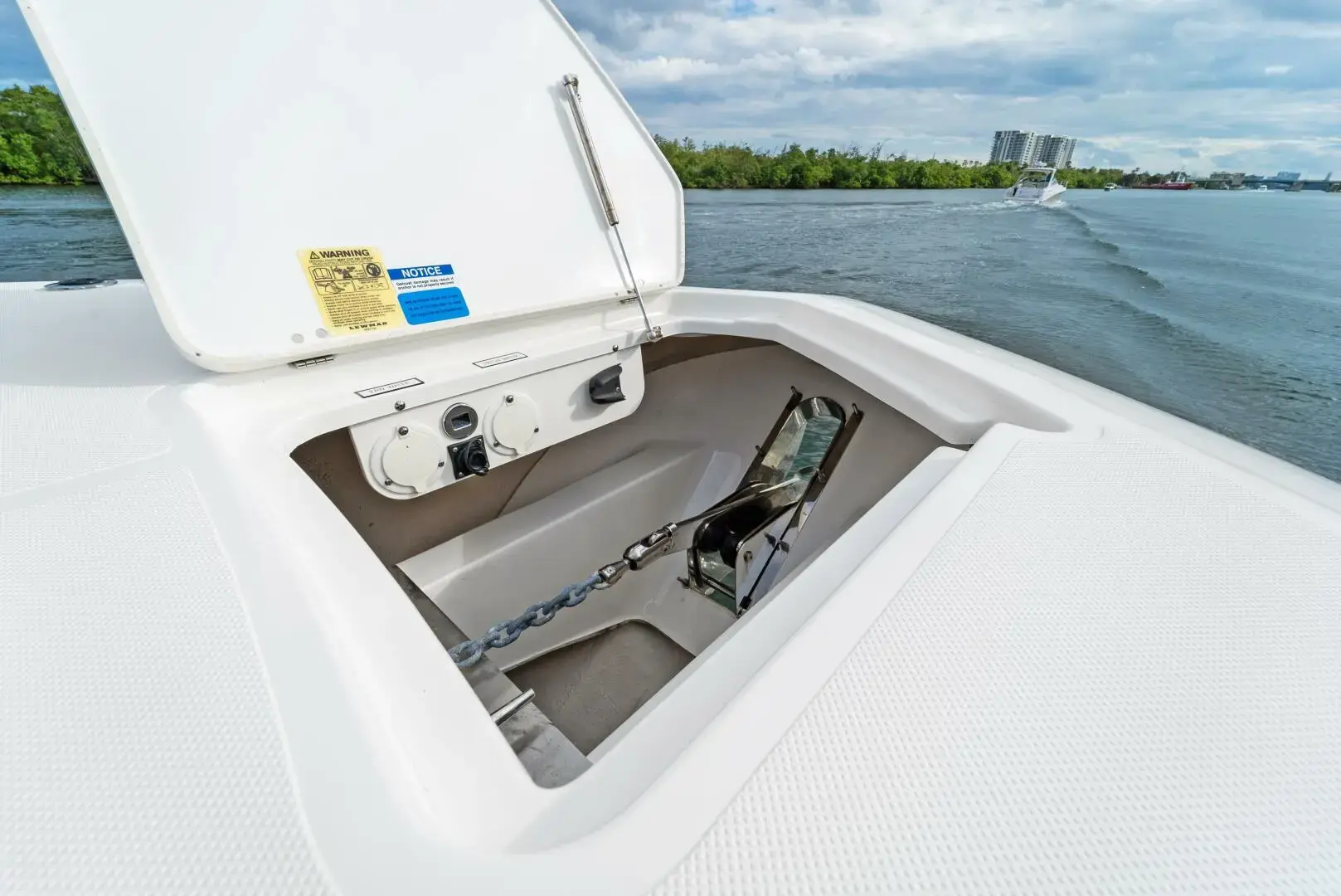 Thumbnail von Pursuit S 428 THISISIT