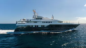 Oceanfast Full Displacement