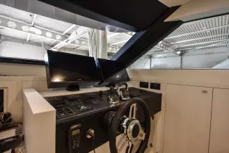 Thumbnail von Van Der Valk 18.3m