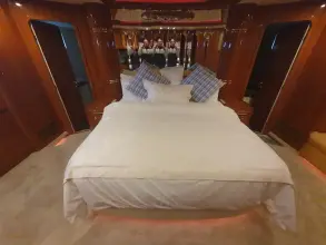 Thumbnail von Elegance 82