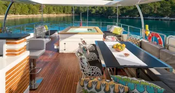 Thumbnail von Benetti Delfino 93