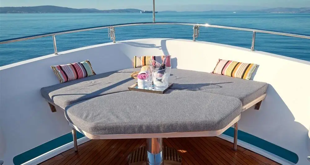 Thumbnail von Benetti Delfino 93