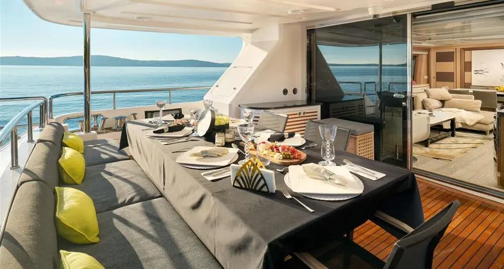 Thumbnail von Benetti Delfino 93