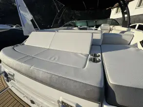 Thumbnail von Sea Ray SLX 250