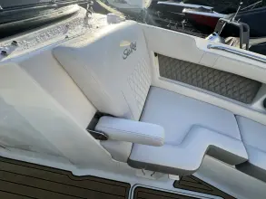 Thumbnail von Sea Ray SLX 250