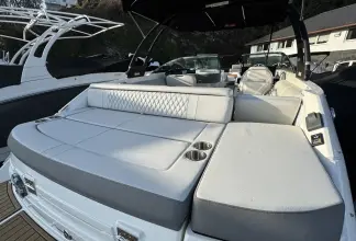 Thumbnail von Sea Ray SLX 250
