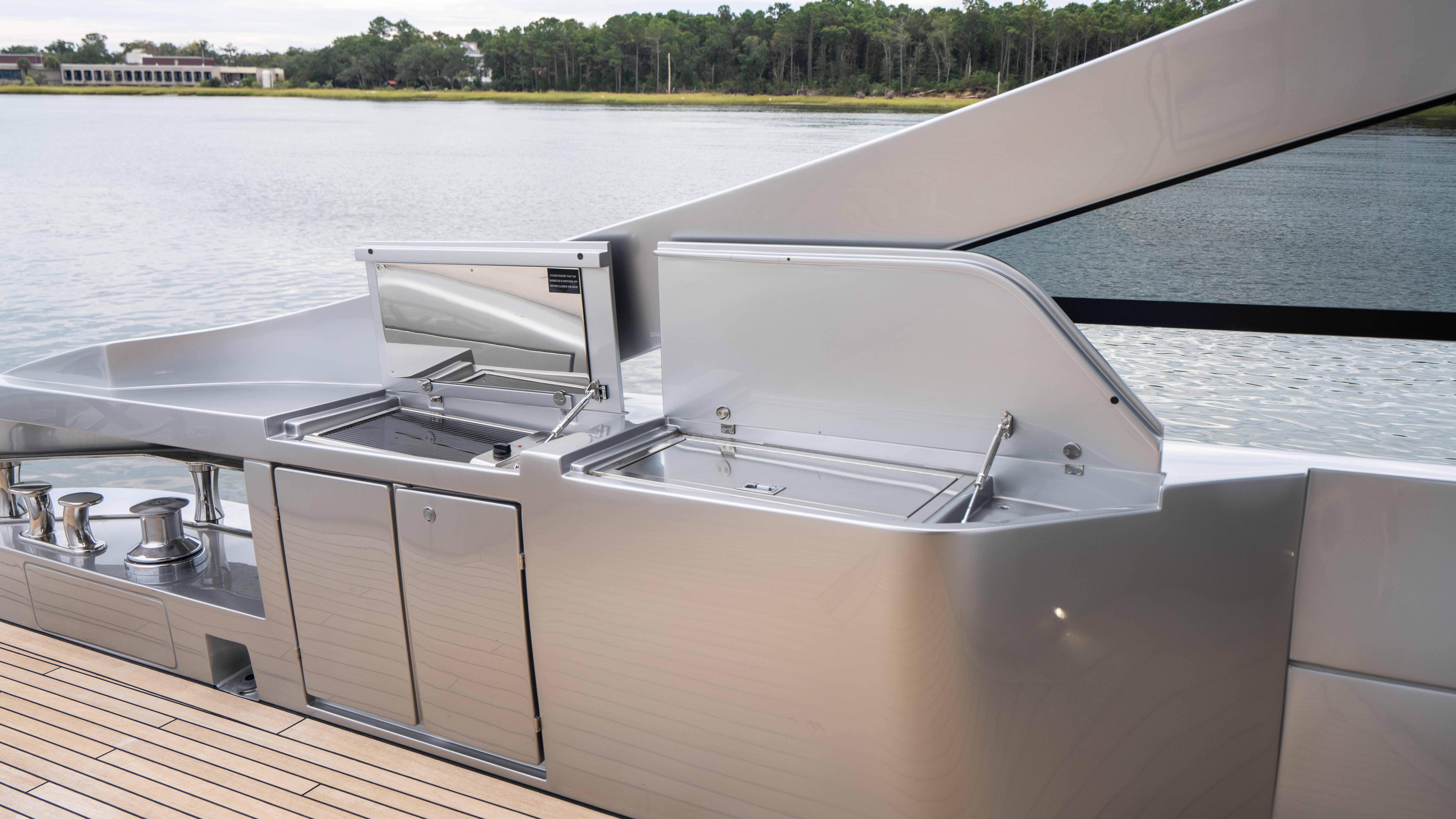 Thumbnail von Pershing 92