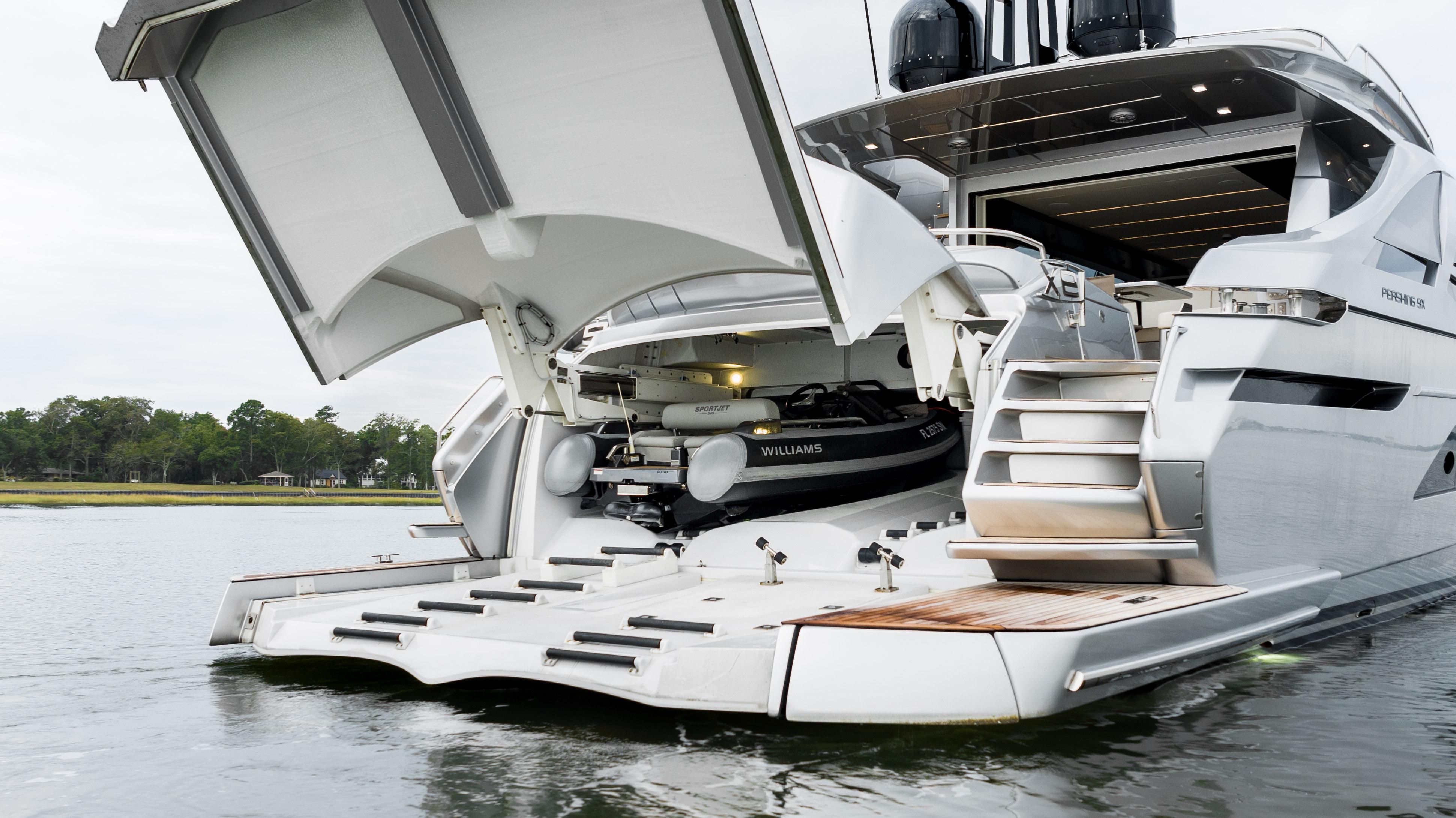 Thumbnail von Pershing 92