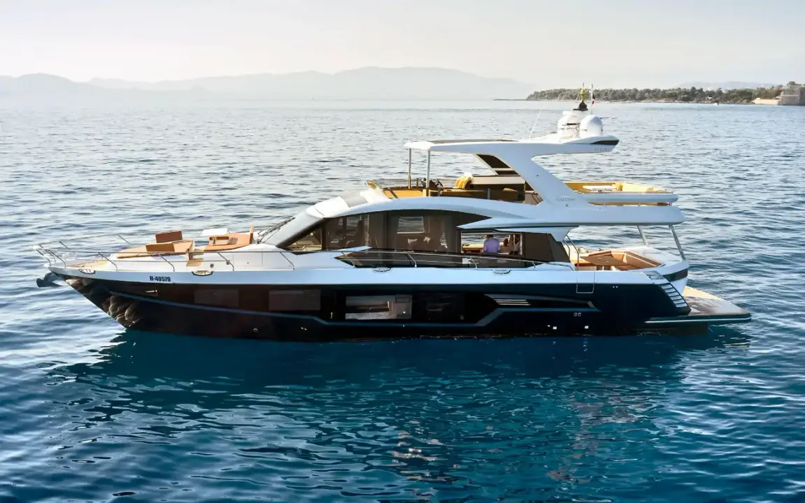 Galeon 680 FLY