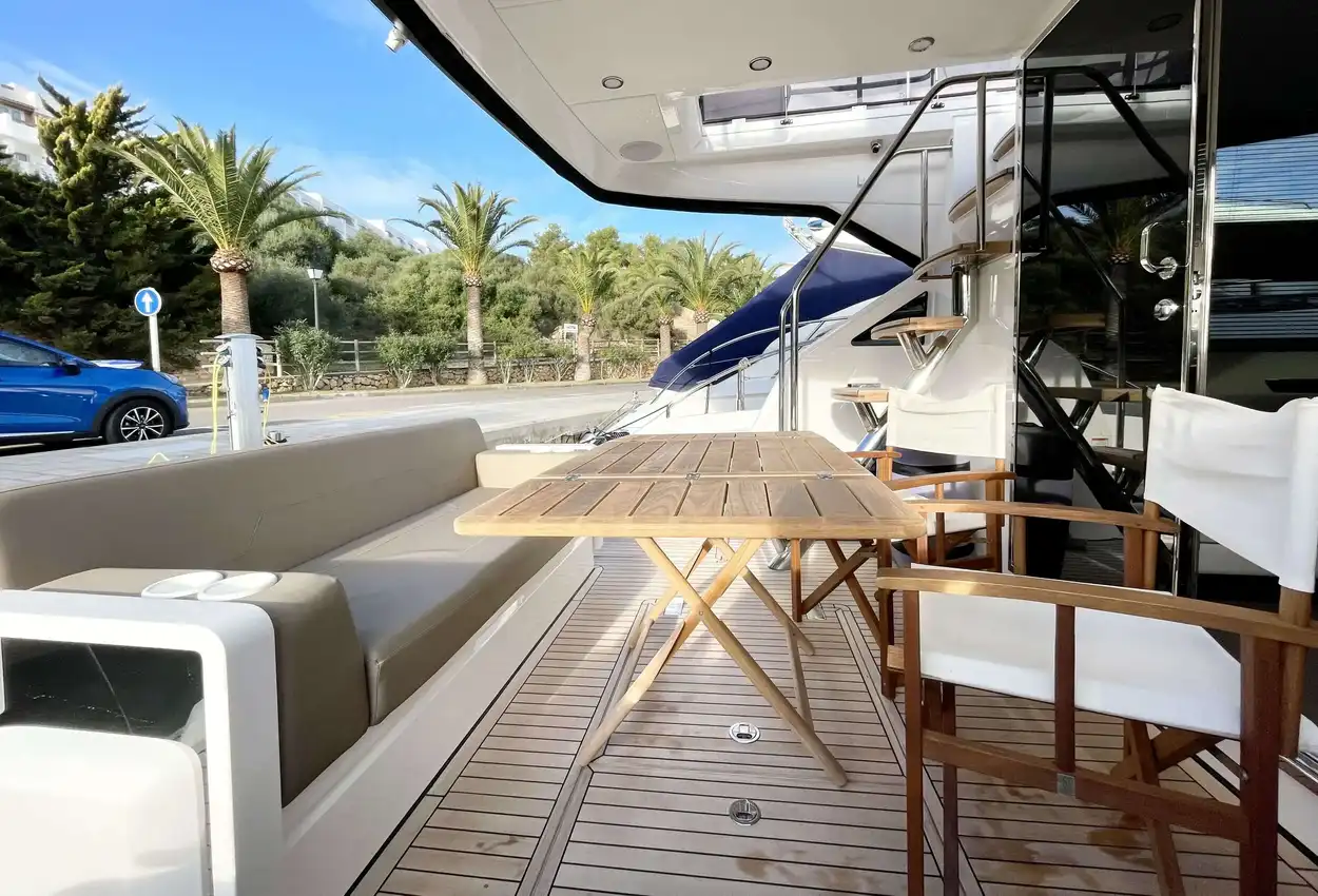 Thumbnail von Fairline Squadron 50