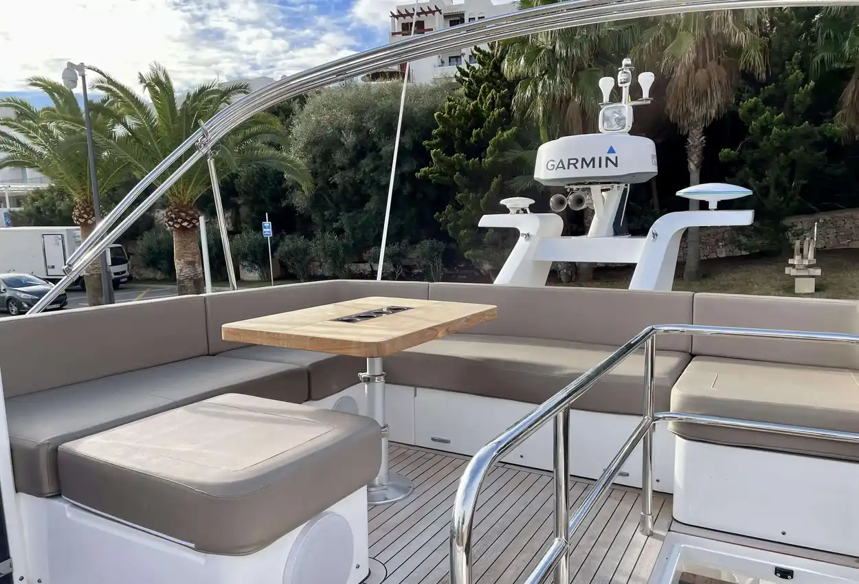 Thumbnail von Fairline Squadron 50