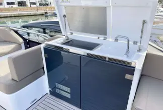 Thumbnail von Fairline Squadron 50