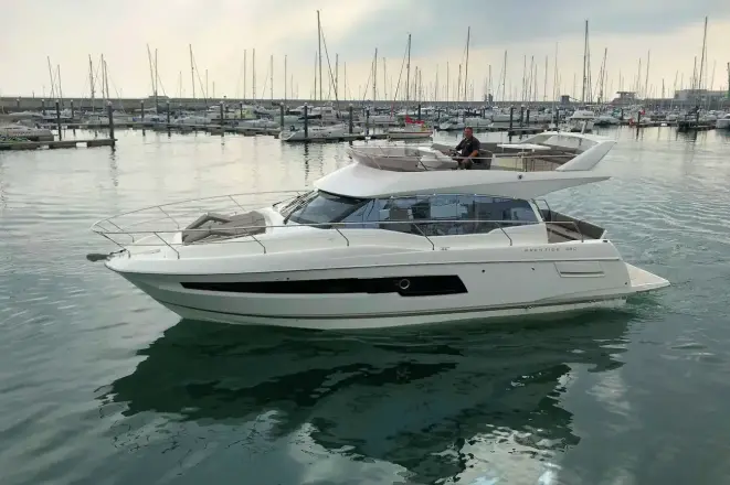 Prestige 460