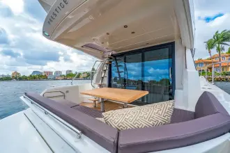 Thumbnail von Prestige 460