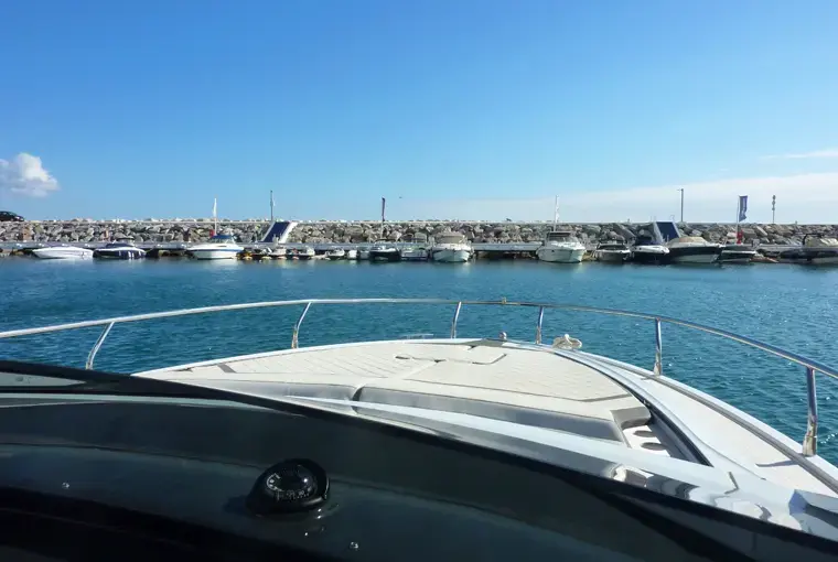Thumbnail von Fairline F Line 33 CAZARIA