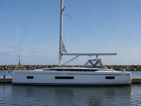 Bavaria C46 SUMMER DEAL SPECIAL OFFER &amp; EX-DEMONSTRATOR SALE! 224000060-C46 AVAILABLE NOW