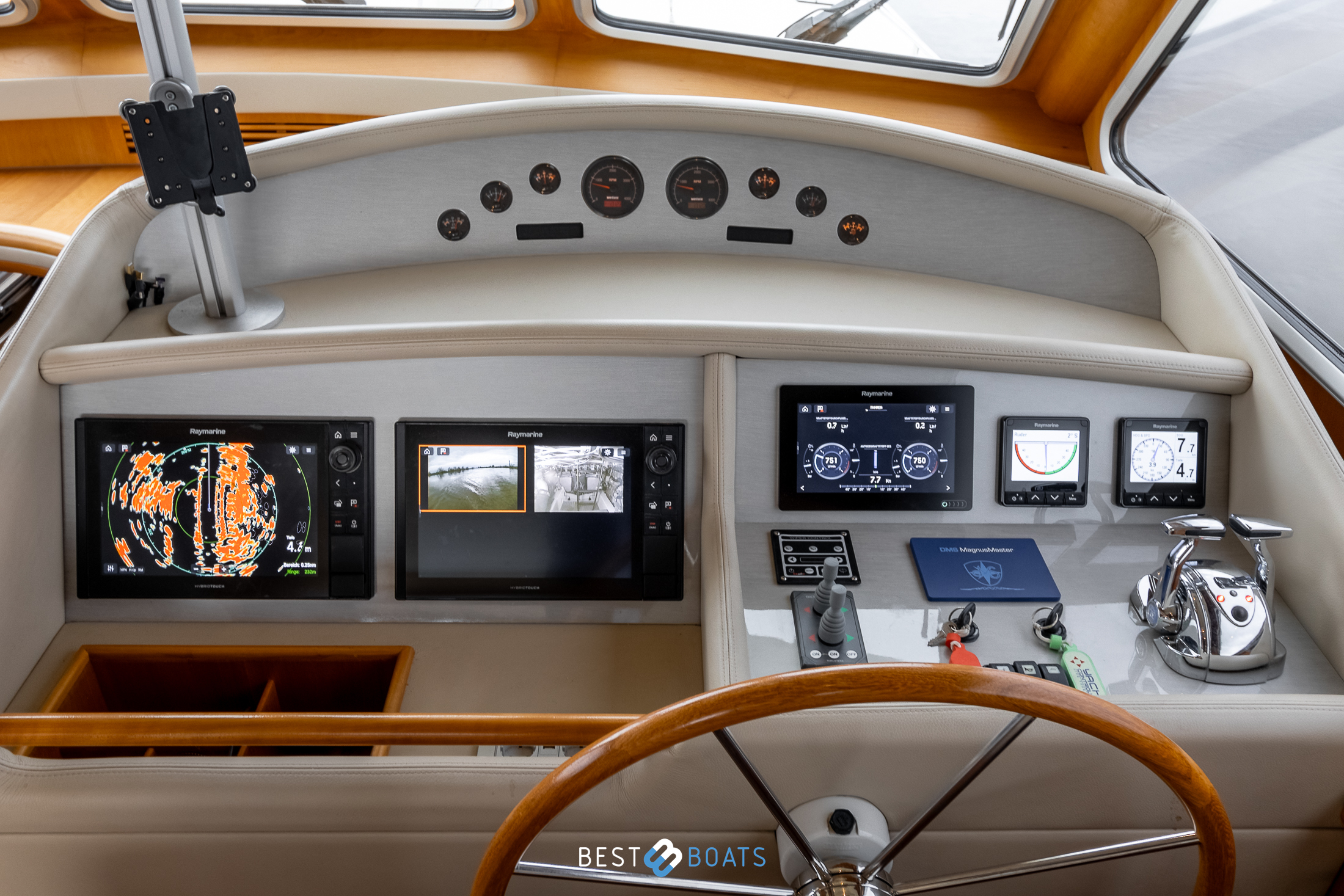 Thumbnail von Linssen Grand Sturdy 500 AC Wheelhouse Long Top Freiraum