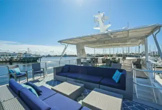 Thumbnail von Maßgefertigte Flybridge-Motoryacht Island Soul
