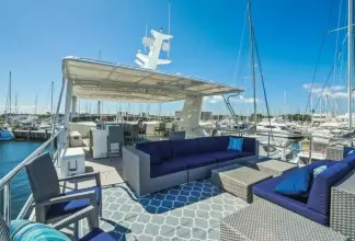 Thumbnail von Maßgefertigte Flybridge-Motoryacht Island Soul