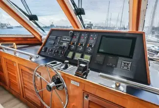 Thumbnail von Maßgefertigte Flybridge-Motoryacht Island Soul