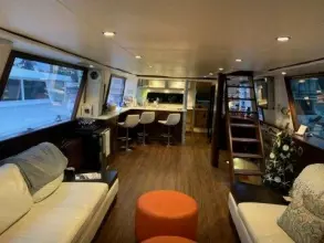 Thumbnail von Viking 63 Motor Yacht The Jobsite