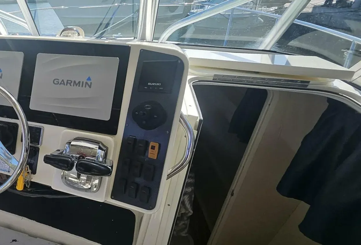 Thumbnail von World Cat 320 EC K DEE