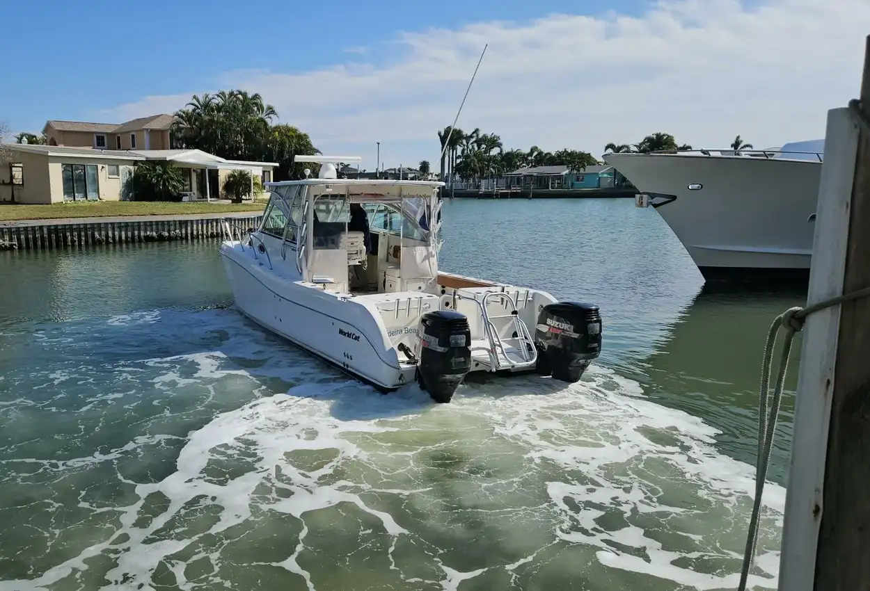 Thumbnail von World Cat 320 EC K DEE