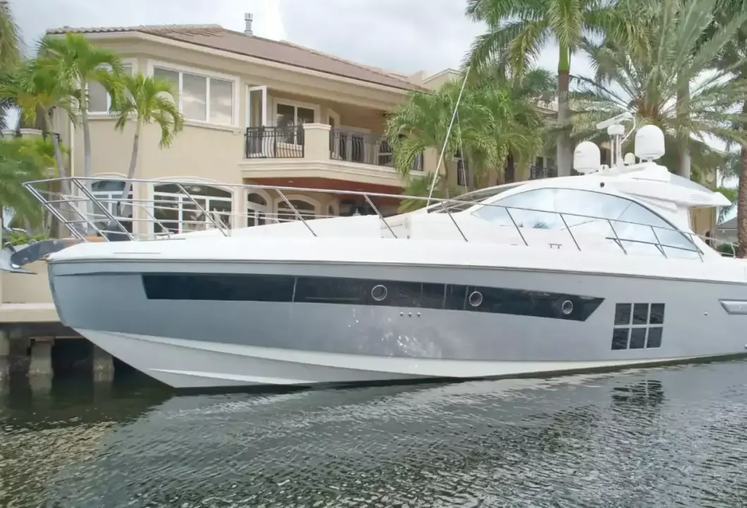 Azimut 55
