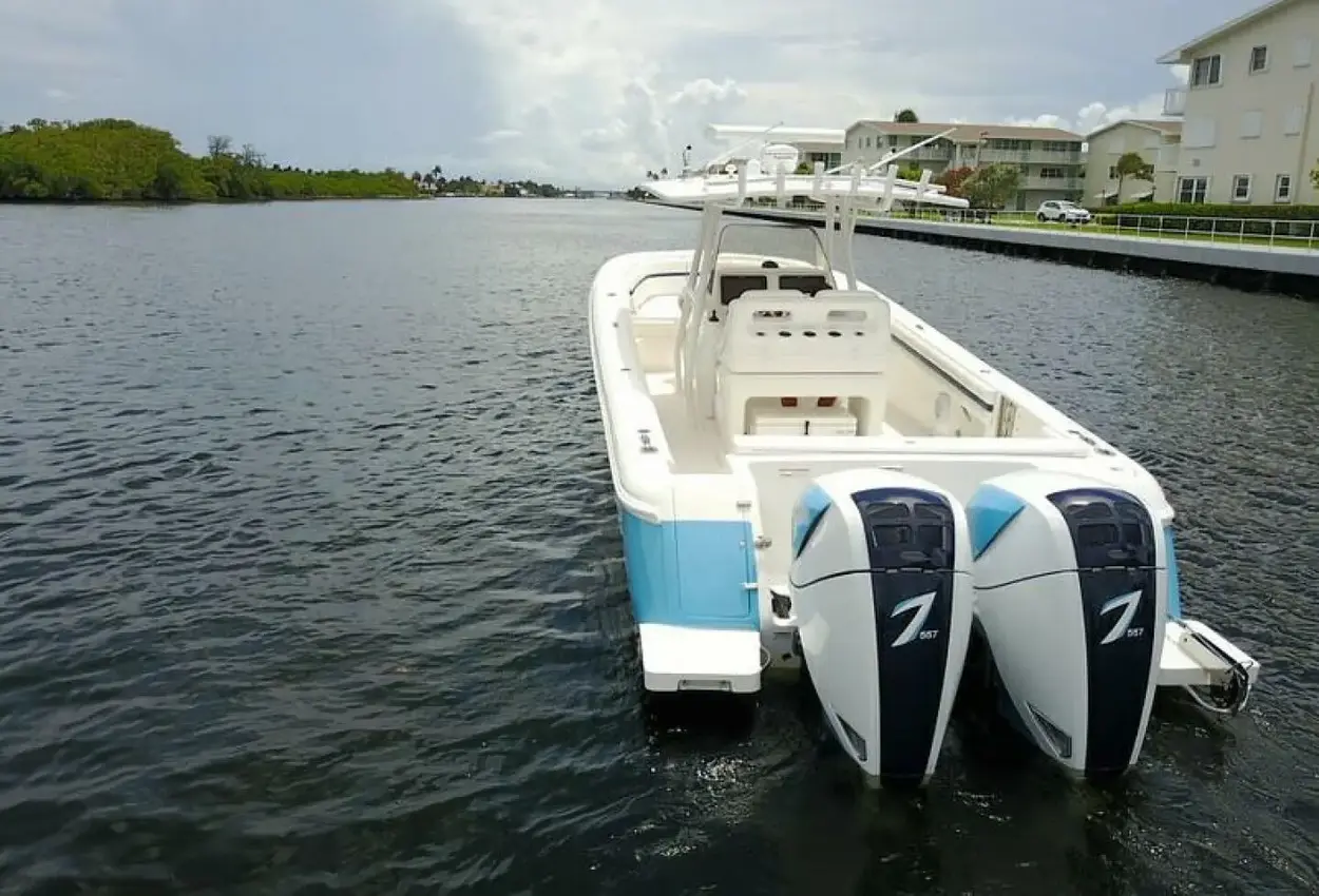 Thumbnail von Intrepid 375 CC