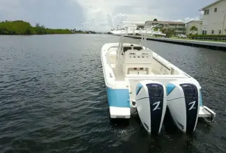 Thumbnail von Intrepid 375 CC