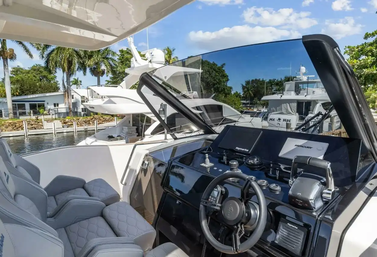 Thumbnail von Astondoa 377 Coupe Outboard