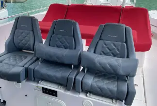 Thumbnail von Axopar 37 Sun Top Axopar Suntop