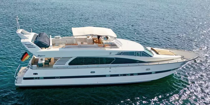 Elegance 76