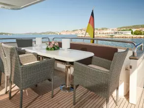 Thumbnail von Elegance 76