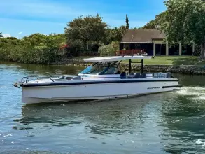 Axopar 37 Sun Top